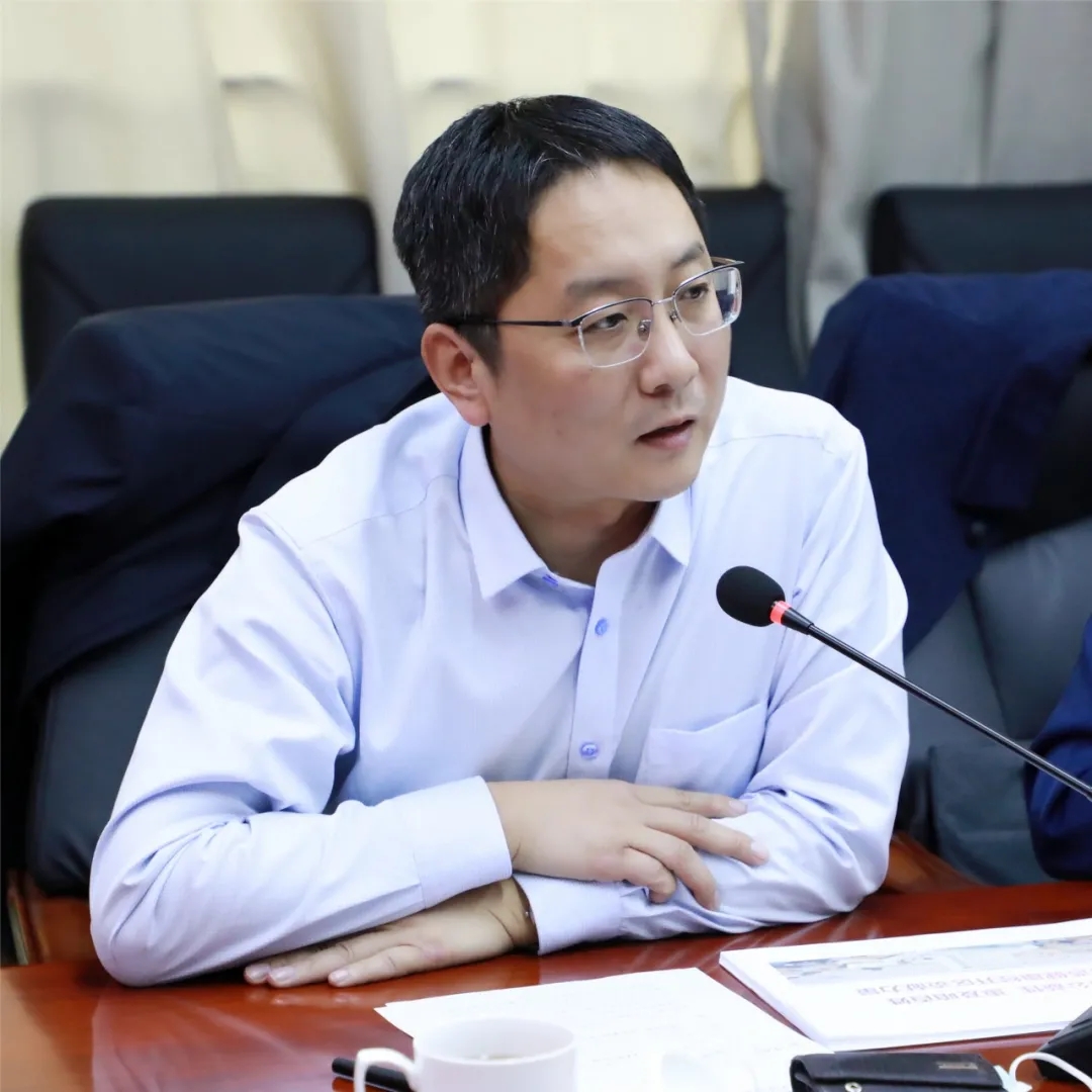 1644817352112116.jpg 1644817352112116.jpg