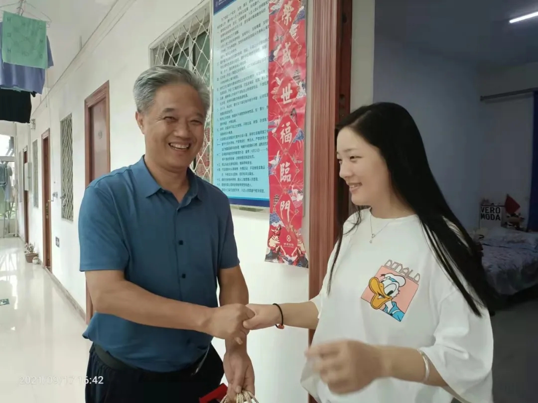 1632271900105553.jpg 1632271900105553.jpg